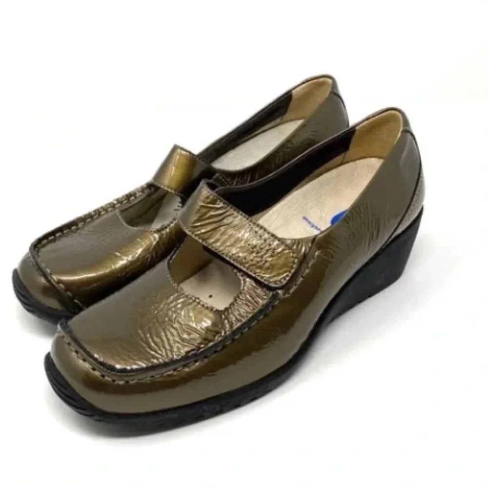 Wolky Velcro Wedges💚 - Picture 1 of 4